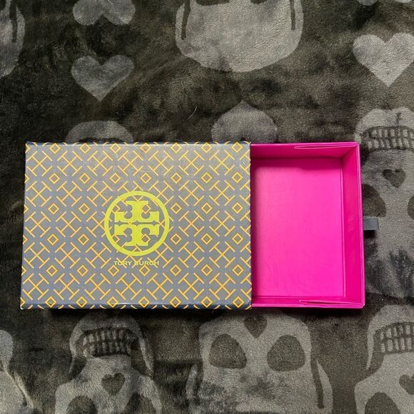 Tory Burch Box - Picture 3 of 6